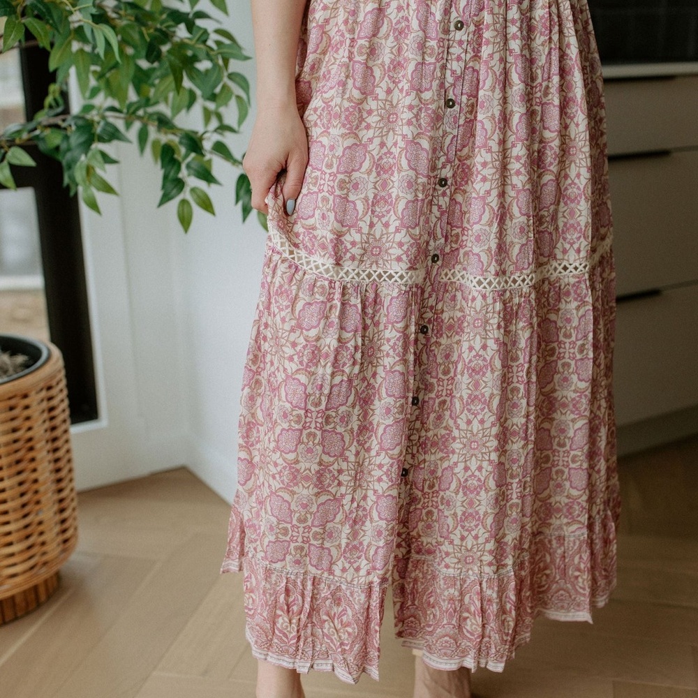 Elegant Pink Sleeveless Maxi Dress - Picture 7 of 16
